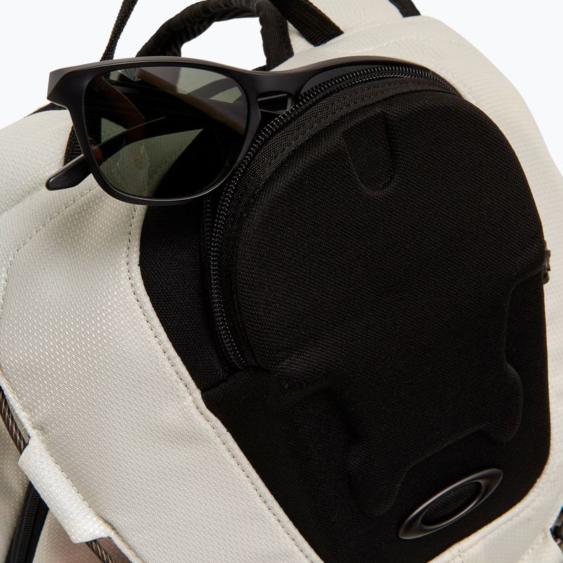 Oakley Bathroom Sink RC 21 l mist hiking backpack 4