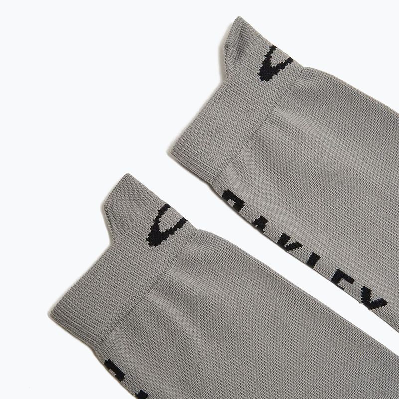 Oakley men's Seeker long cement socks 4