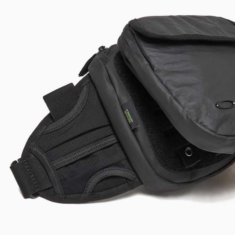 Waist bag Oakley Latitude Flex 6,5 l blackout 4