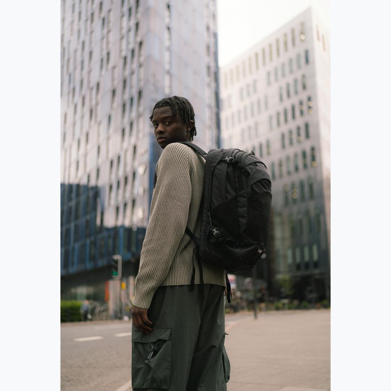 Urban backpack Osprey Quasar 26 l black 4