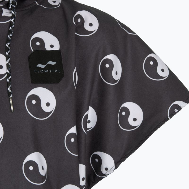 Slowtide Sun Moon Quick-Dry black poncho 3