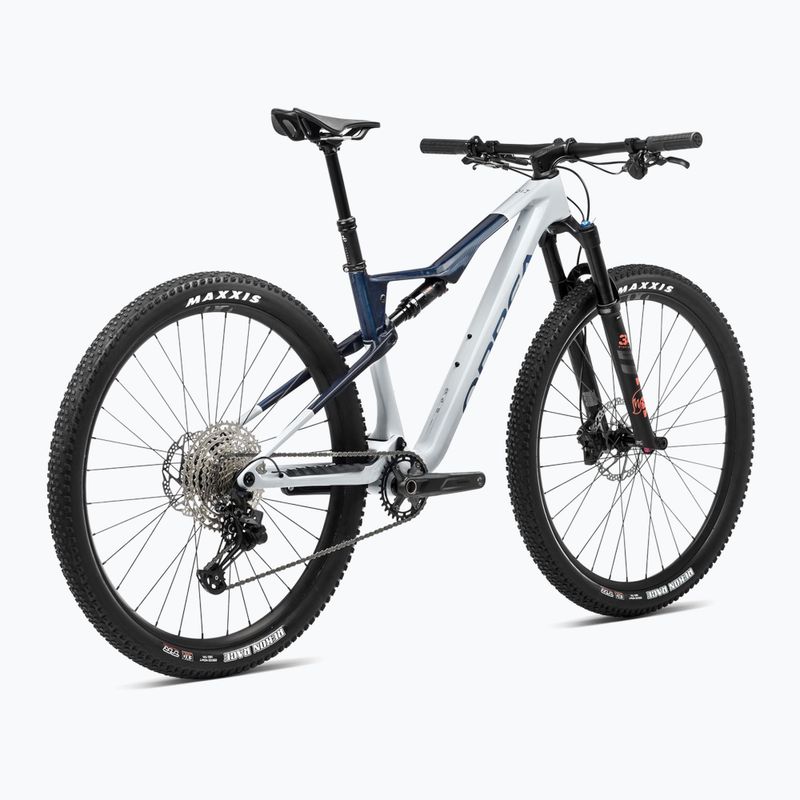 Orbea Oiz M30 2024 halo silver/blue carbon view mountain bike 3