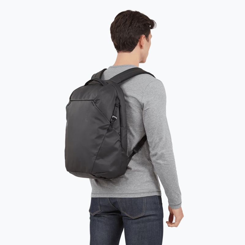 Thule Tact 21 l urban backpack black 4