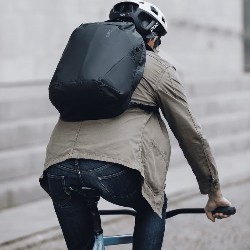 Thule Tact 21 l urban backpack black 5
