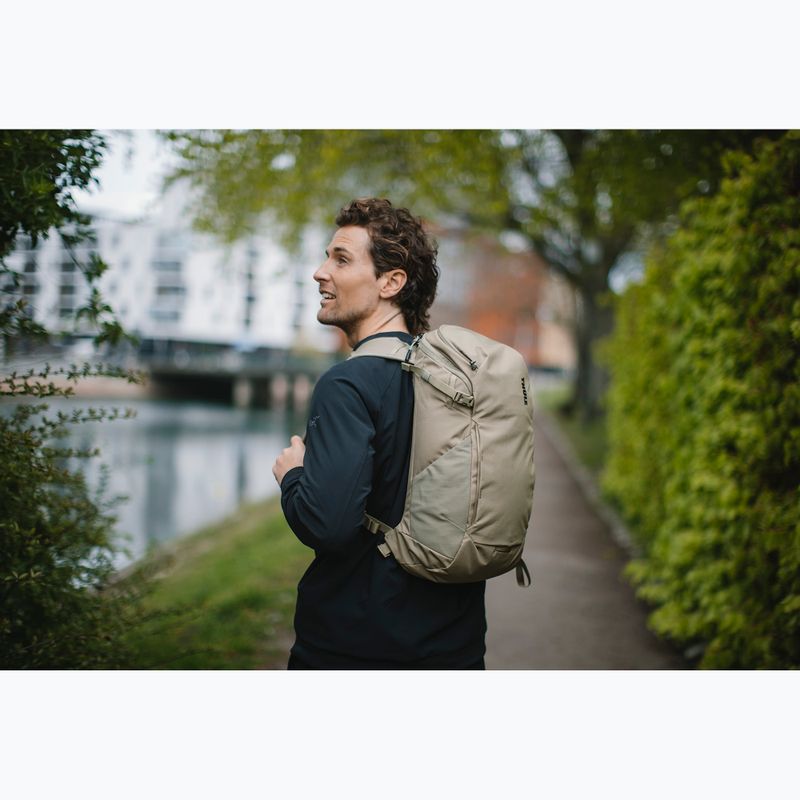 Thule AllTrail Hydration 10 l faded khaki urban backpack 13