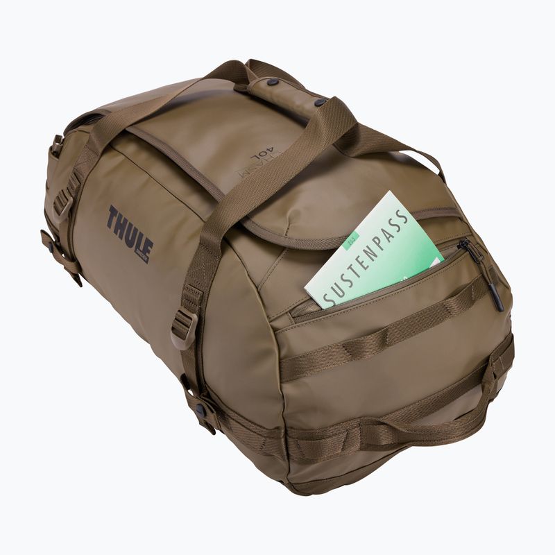 Thule Chasm Duffel 40 l deep khaki travel bag 10