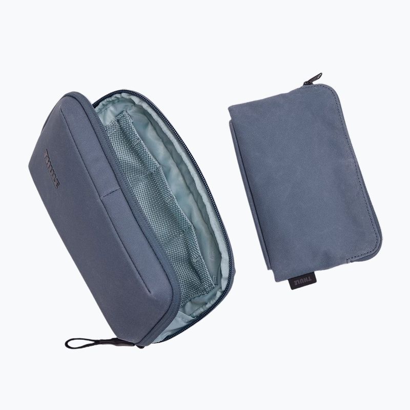Thule Aion dark slate organiser 3