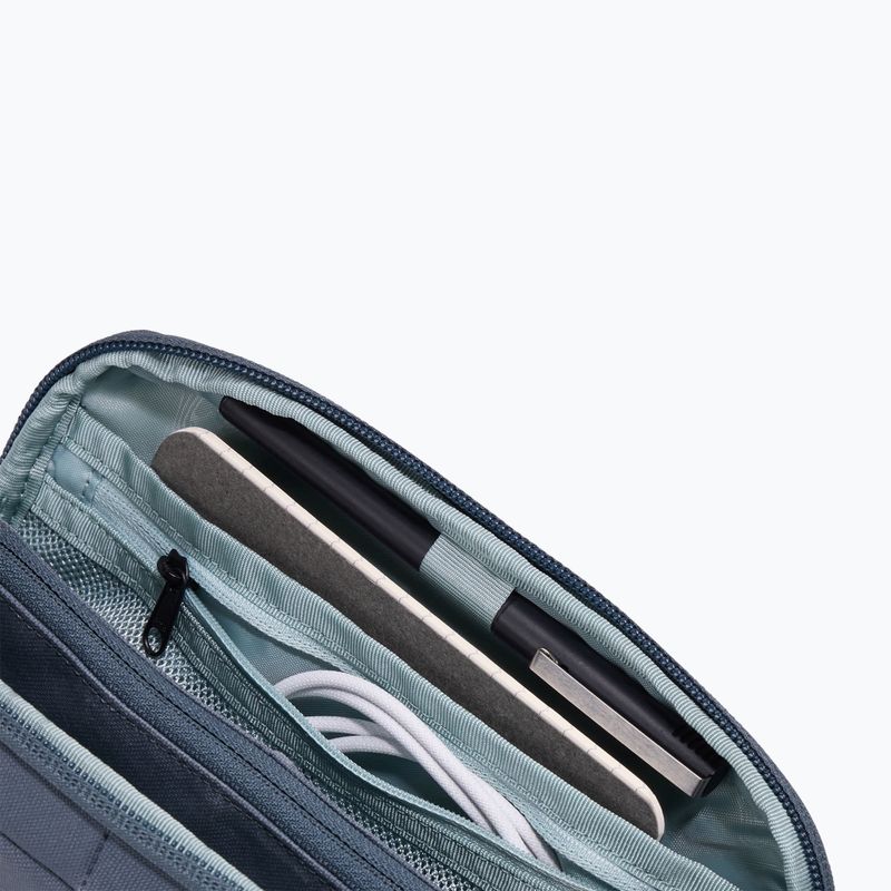 Thule Aion dark slate organiser 8