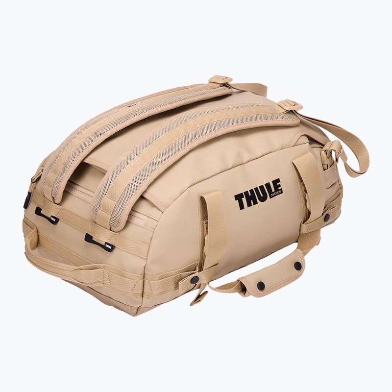 Thule Chasm Recycled Duffel 30 l gentle beige travel bag 2