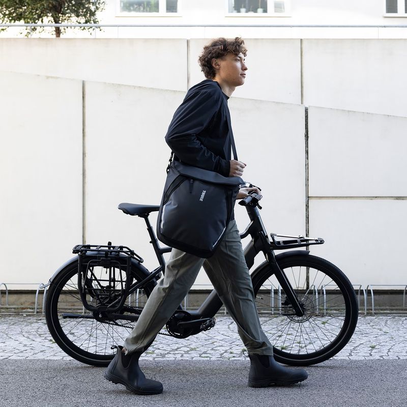 Bike trunk bag Thule Chasm Courier Inlock 22 l black 6