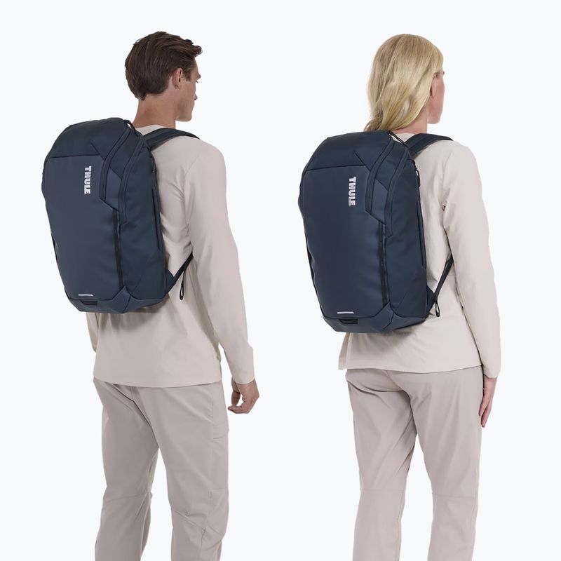 Urban backpack Thule Chasm 26 l darkest blue 4