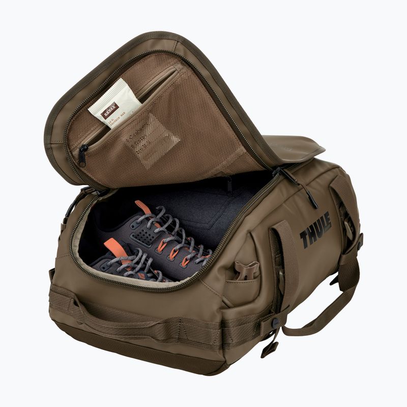 Travel bag Thule Chasm Duffel 30 l deep khaki 11