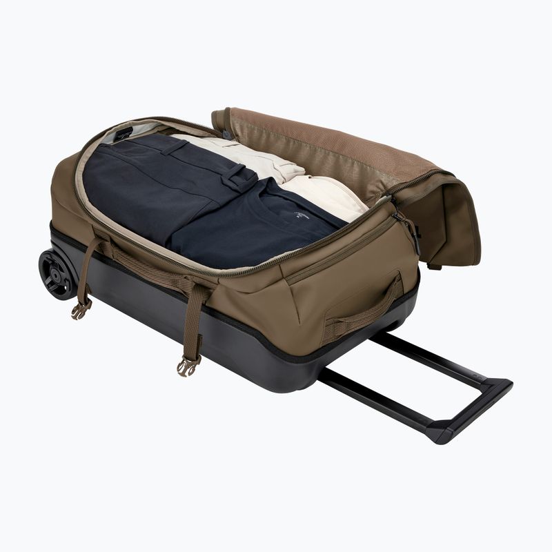 Travel bag Thule Chasm Recycled Carry On 40 l deep khaki 8