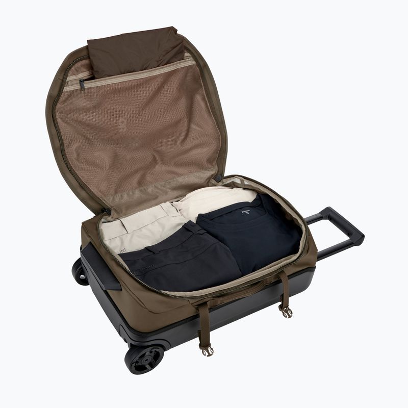 Travel bag Thule Chasm Recycled Carry On 40 l deep khaki 9