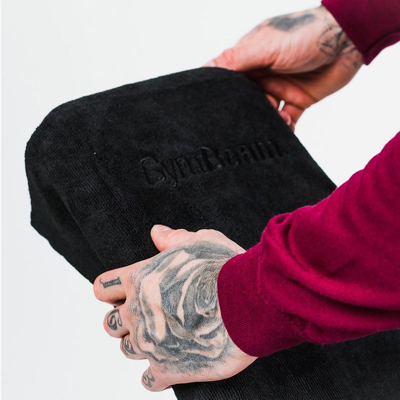 Quick-drying towel GymBeam Microfibre Sports black 5