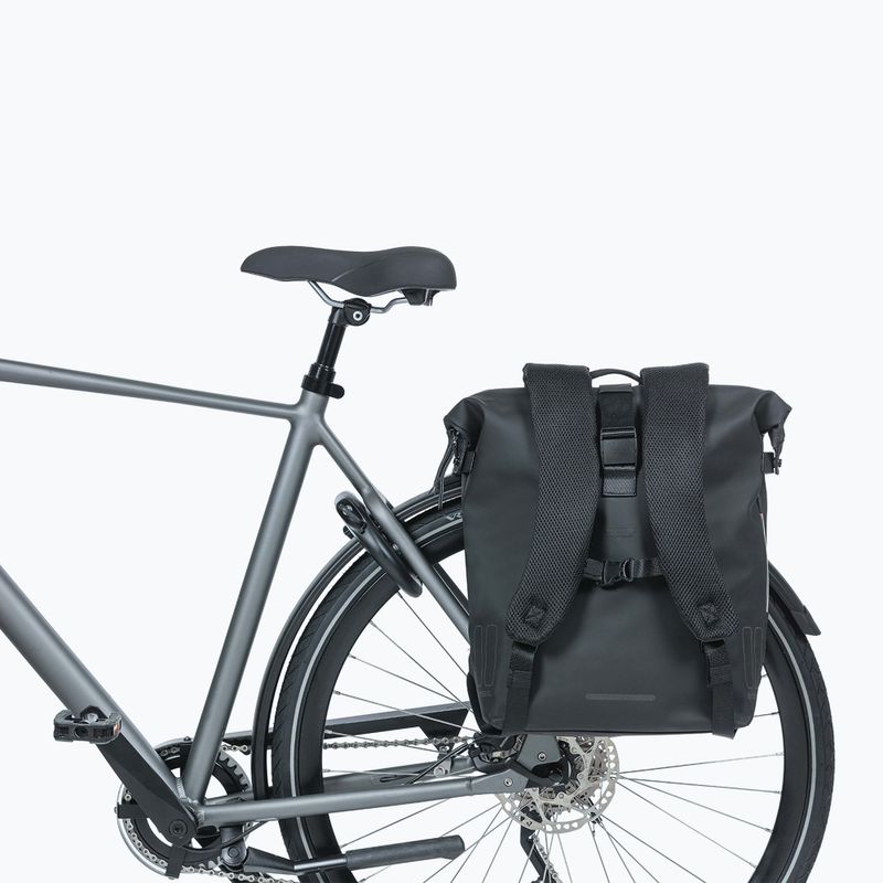Basil Soho Nordlicht 17 l bike rack backpack black 10