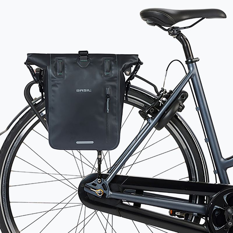 Bike pannier Basil Rivo M Single Bag MIK Hooks 12-15 l black 5