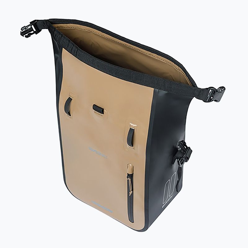Bike pannier Basil Rivo M Single Bag MIK Hooks 12-15 l sand/black 3