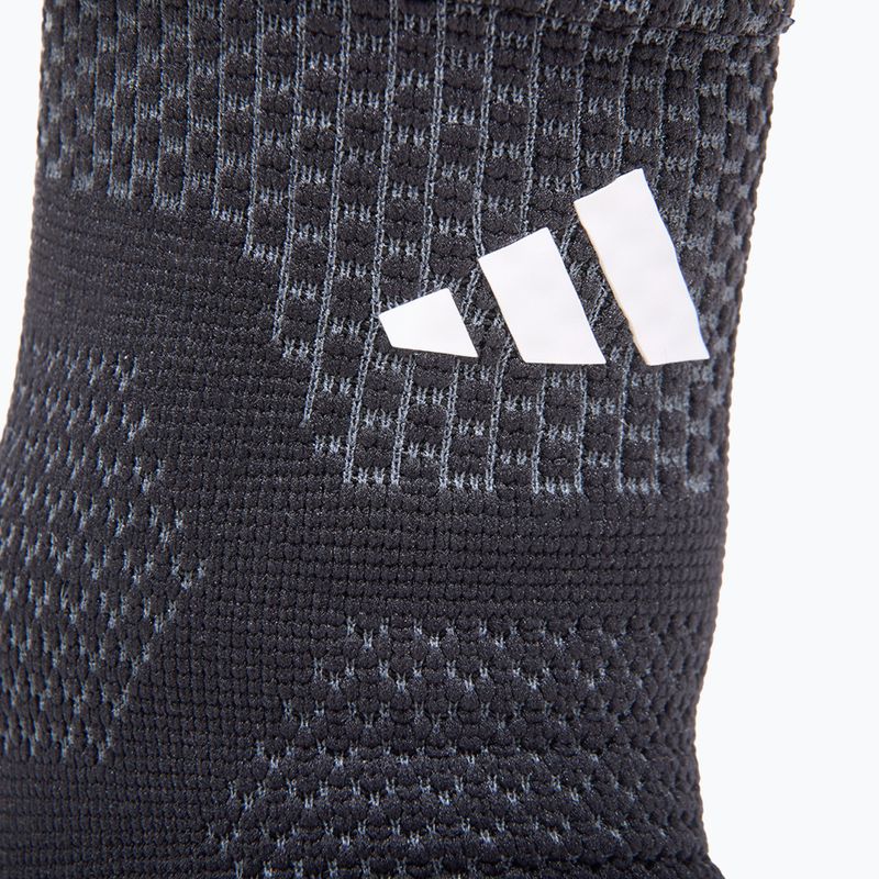 Ankle stabiliser adidas Essential Ankle Support black 4
