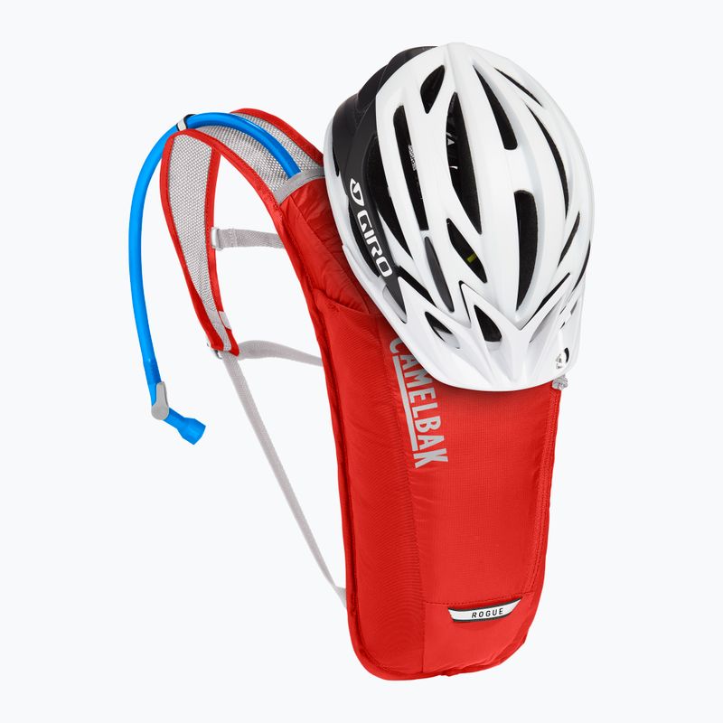 CamelBak Rogue Light 7 l bicycle backpack with 2 l water bag red/black 5