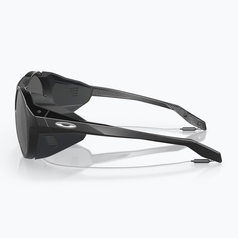 Oakley Clifden matte black/prizm black polarized sunglasses 8