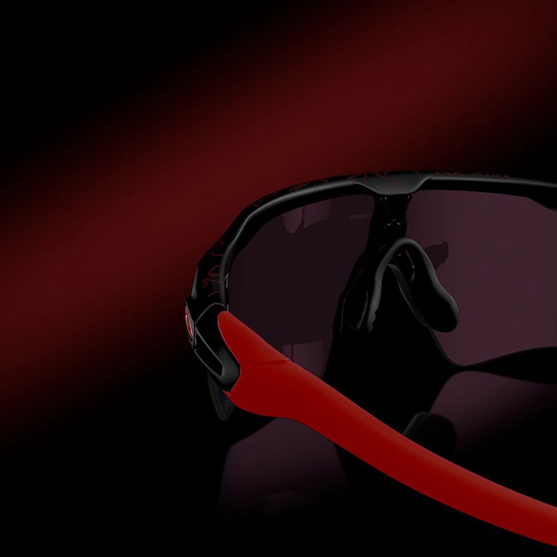 Oakley Radar EV Path 100 Thieves matte black/prizm road sunglasses 4