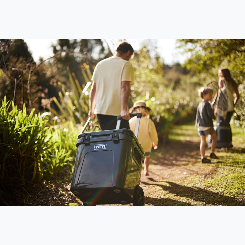 Portable fridge YETI Roadie 45 l charcoal 16