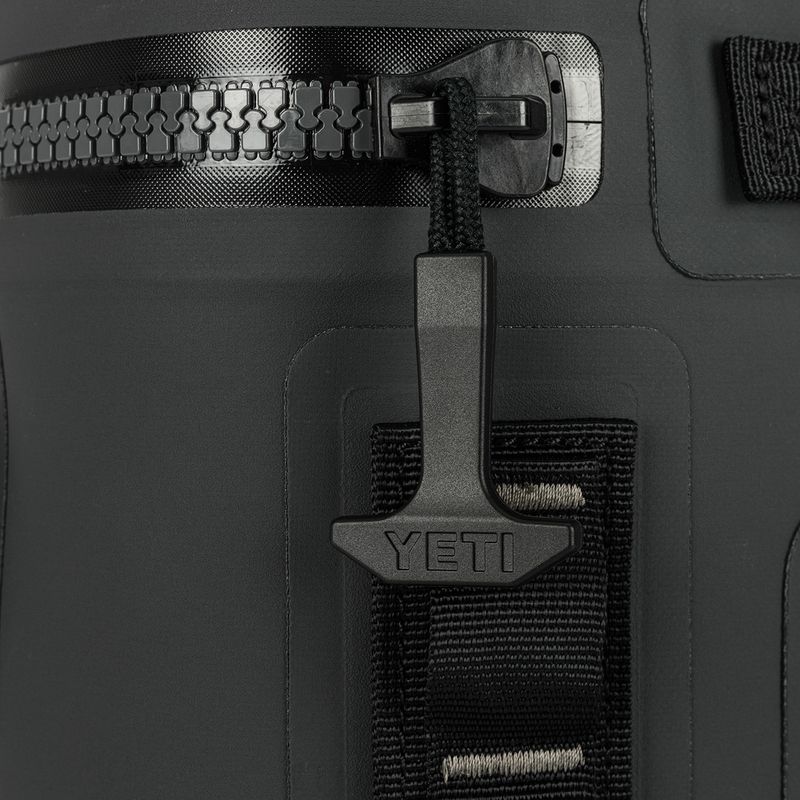 Insulated bag YETI Hopper Flip 7,5 l charcoal 7