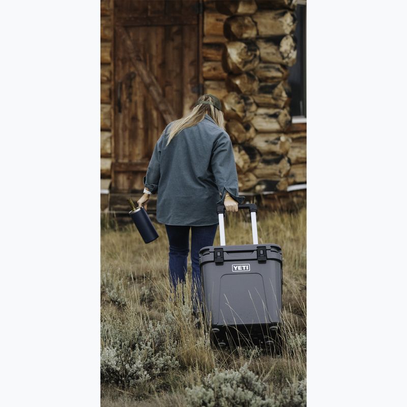 Portable fridge YETI Roadie 32 charcoal 11