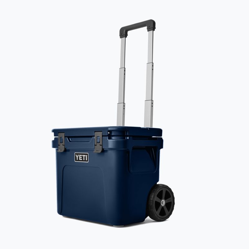 Portable fridge YETI Roadie 32 navy 3