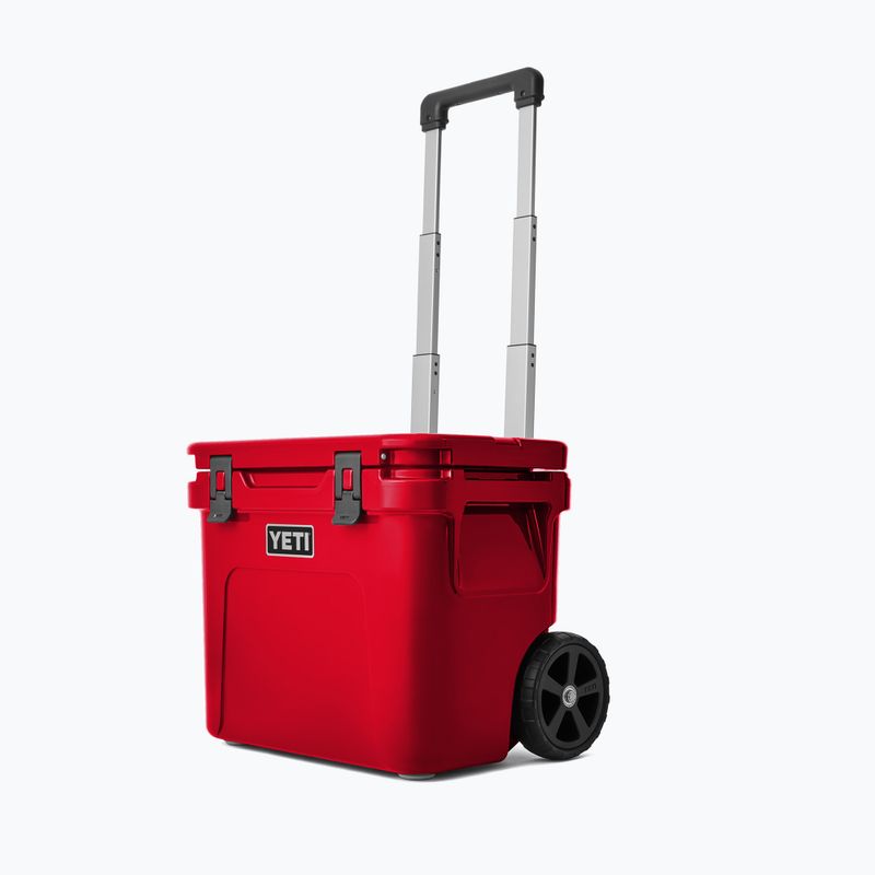 Portable fridge YETI Roadie 32 l rescue red 3