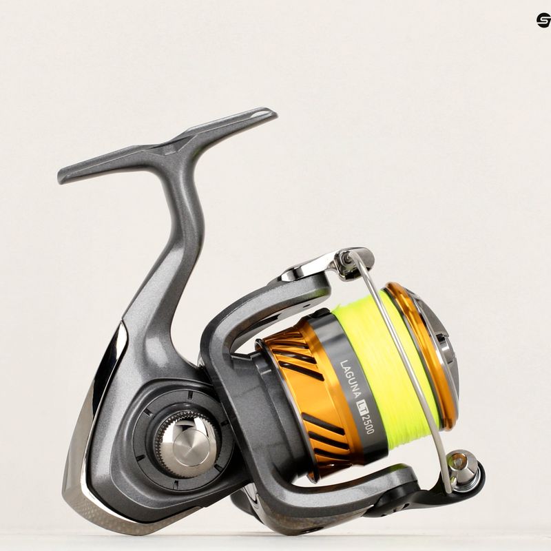 Daiwa 20 Laguna LT spinning reel 7