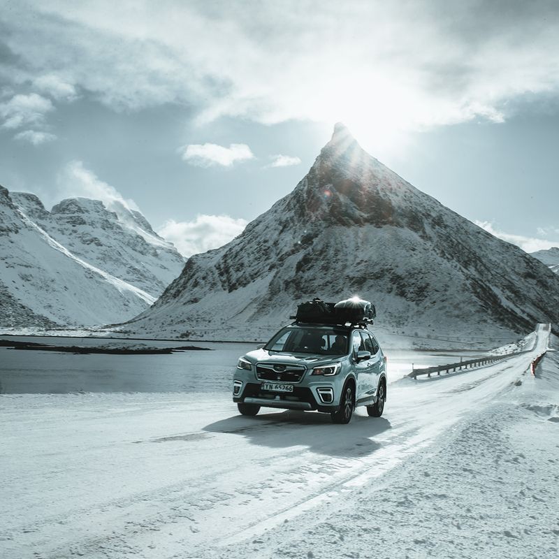 Thule Motion XT Sport black glossy roof box 16