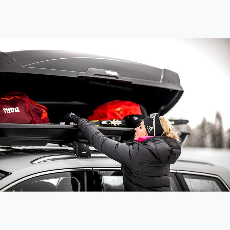 Thule Motion XT black glossy roof box 10