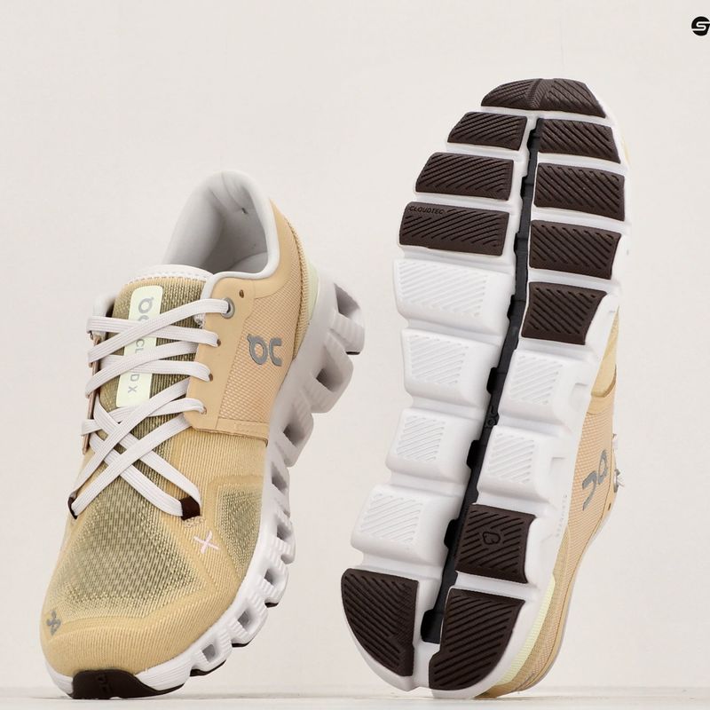 Women's On Cloud X 3 savannah/frost running shoes 10