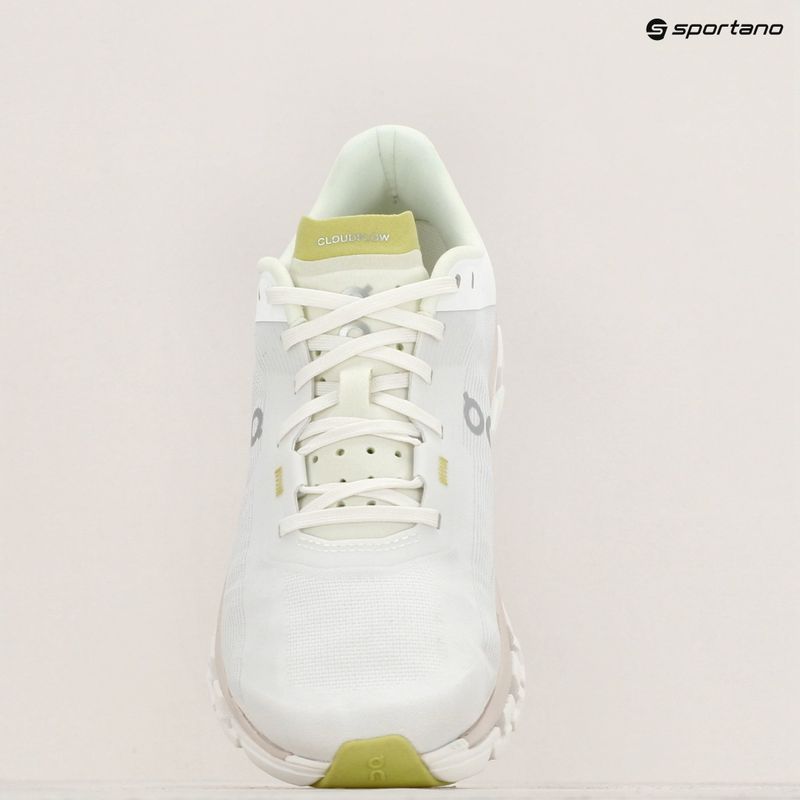 Women's On Running Cloudflow 4 white/sand running shoes 9