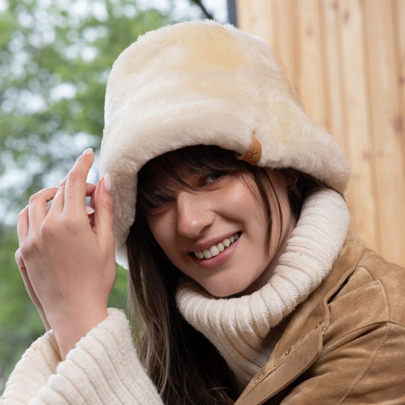 Women's hat EMU Australia Sheepskin chestnut 7