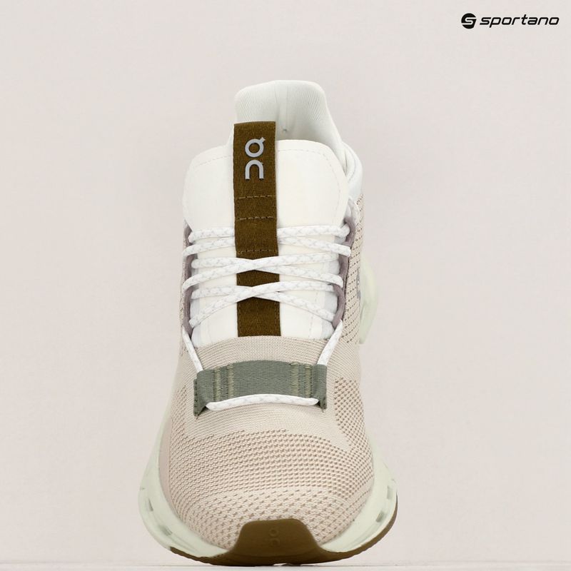 Women's On Cloudnova moon/aloe running shoes 9