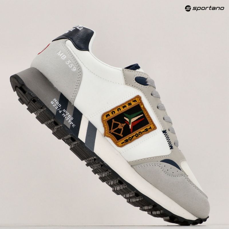 Men's Aeronautica Militare Frecce Tricolori off white shoes 9