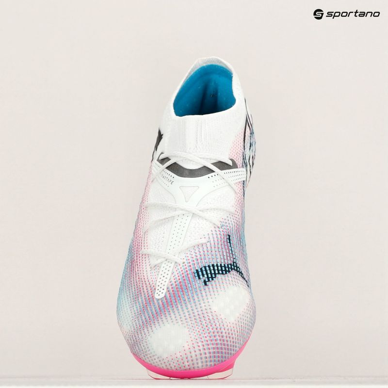 PUMA Future 7 Ultimate Low FG/AG white/black/poison pink/bright aqua/silver mist football boots 16