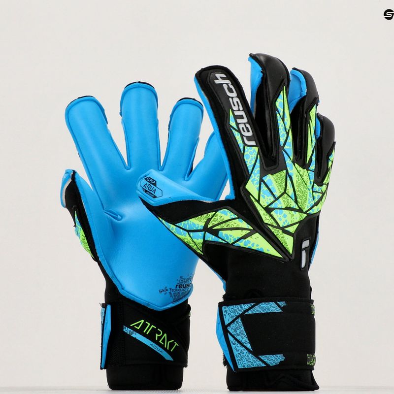 Reusch Attrakt Aqua Evolution goalie gloves black/fluo lime/aqua 8