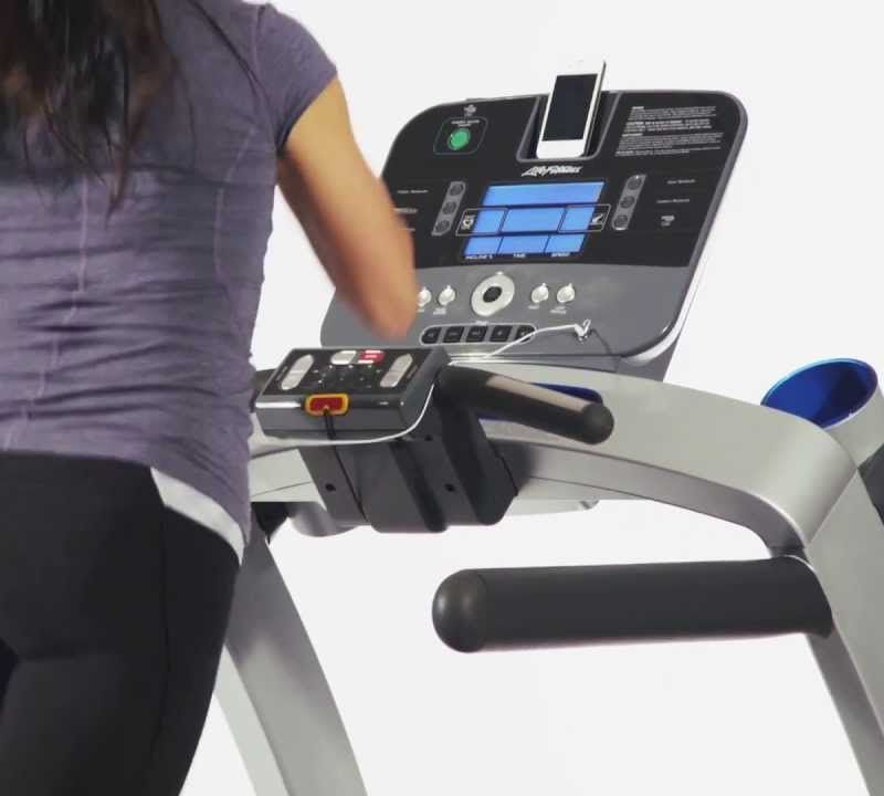 Life Fitness T5 Track electric treadmill T5-XX01-0103_HCT5-000X-0103 5