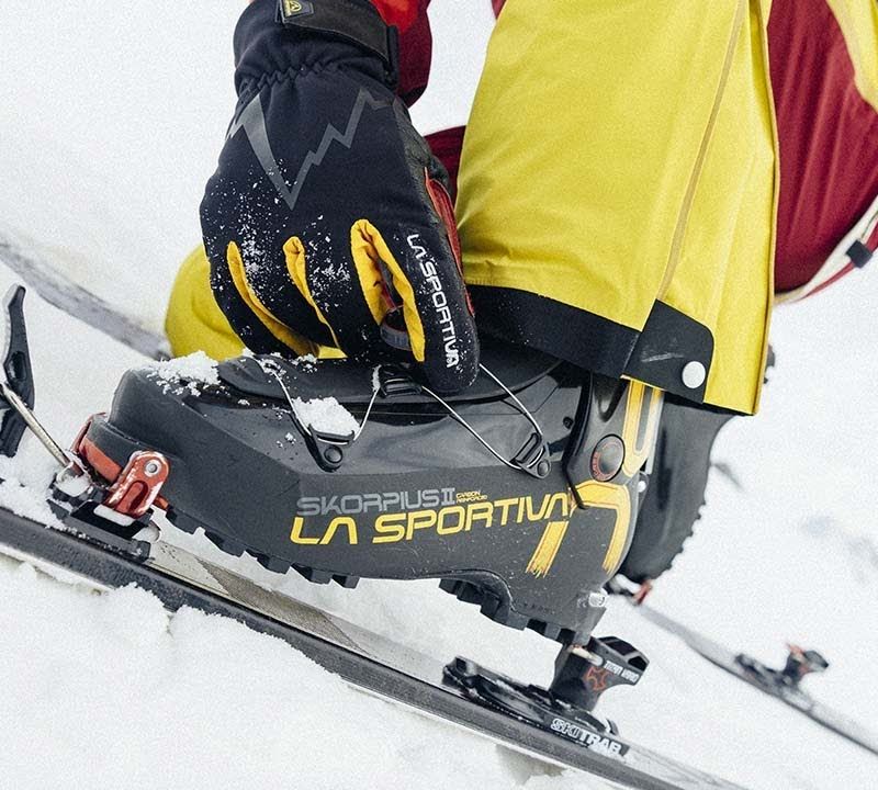 La Sportiva Skorpius CR II black/yellow ski boots 16