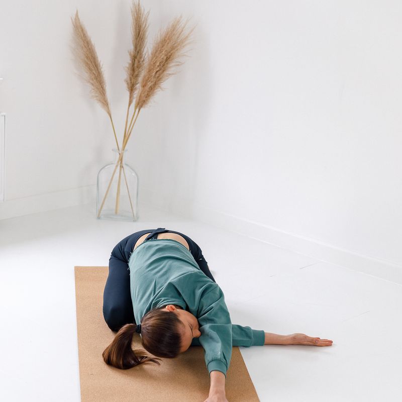 XTREXO Yoga mat TPE cork 6 mm black YM-C01C 10