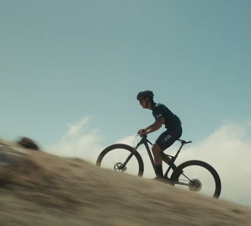 Orbea Alma H30 2024 ice green/ocean mountain bike 4