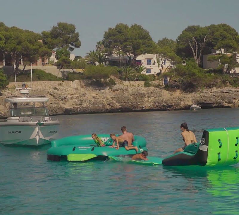 JOBE Retreat 6P towing float 6