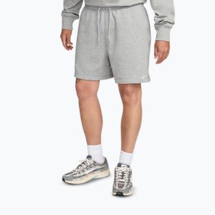 Men's shorts Nike Club French Terry Flow dark grey heather/light smoke grey/white