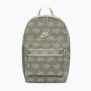 Urban backpack Nike Heritage 23 l light army/light khaki/light khaki