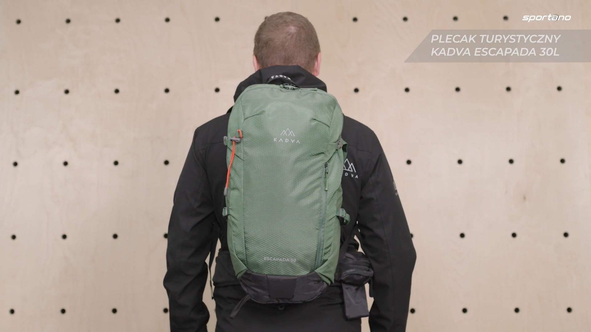 KADVA Escapada 30 l hiking backpack black