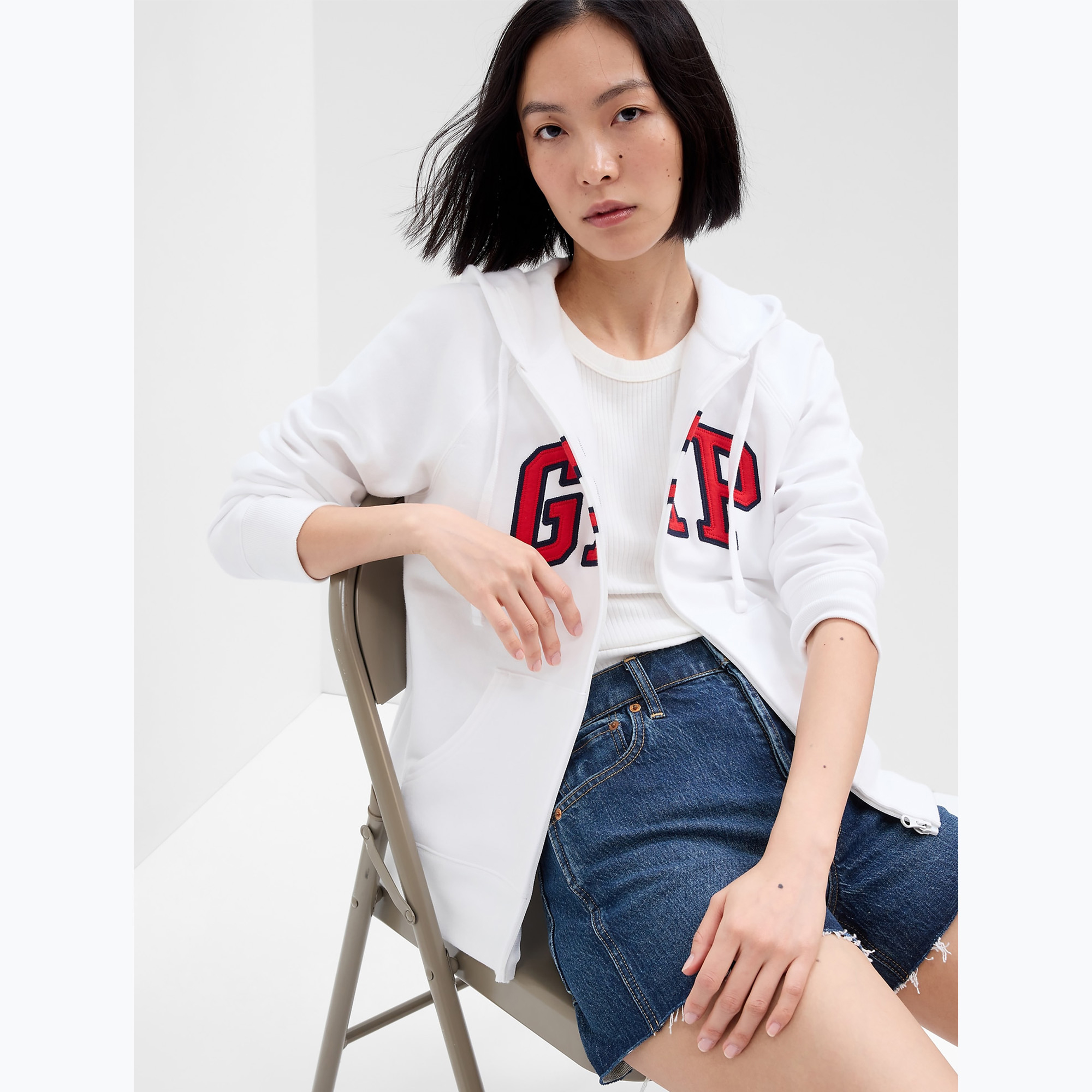 Women's GAP V-Gap Heritage FZ HD sweatshirt optic white (XS)